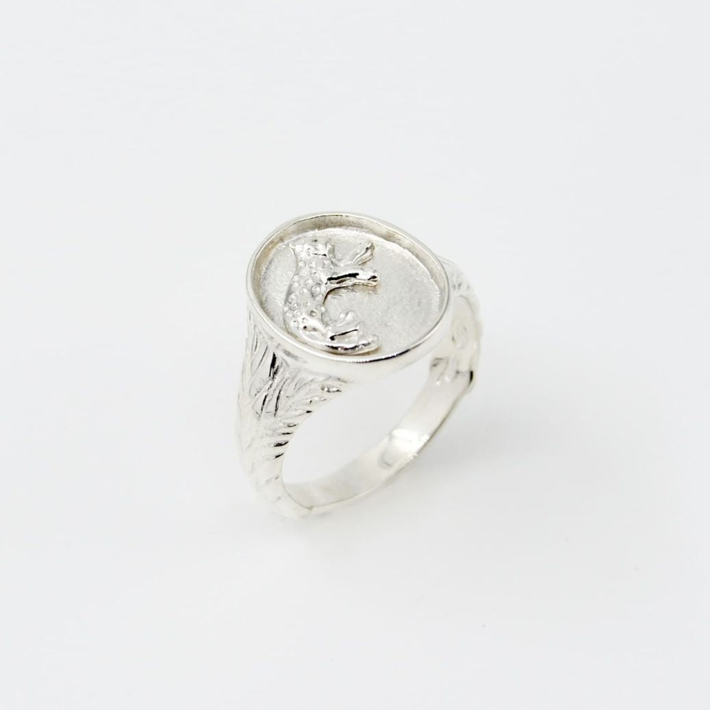 Ingwe Safari Signet Ring