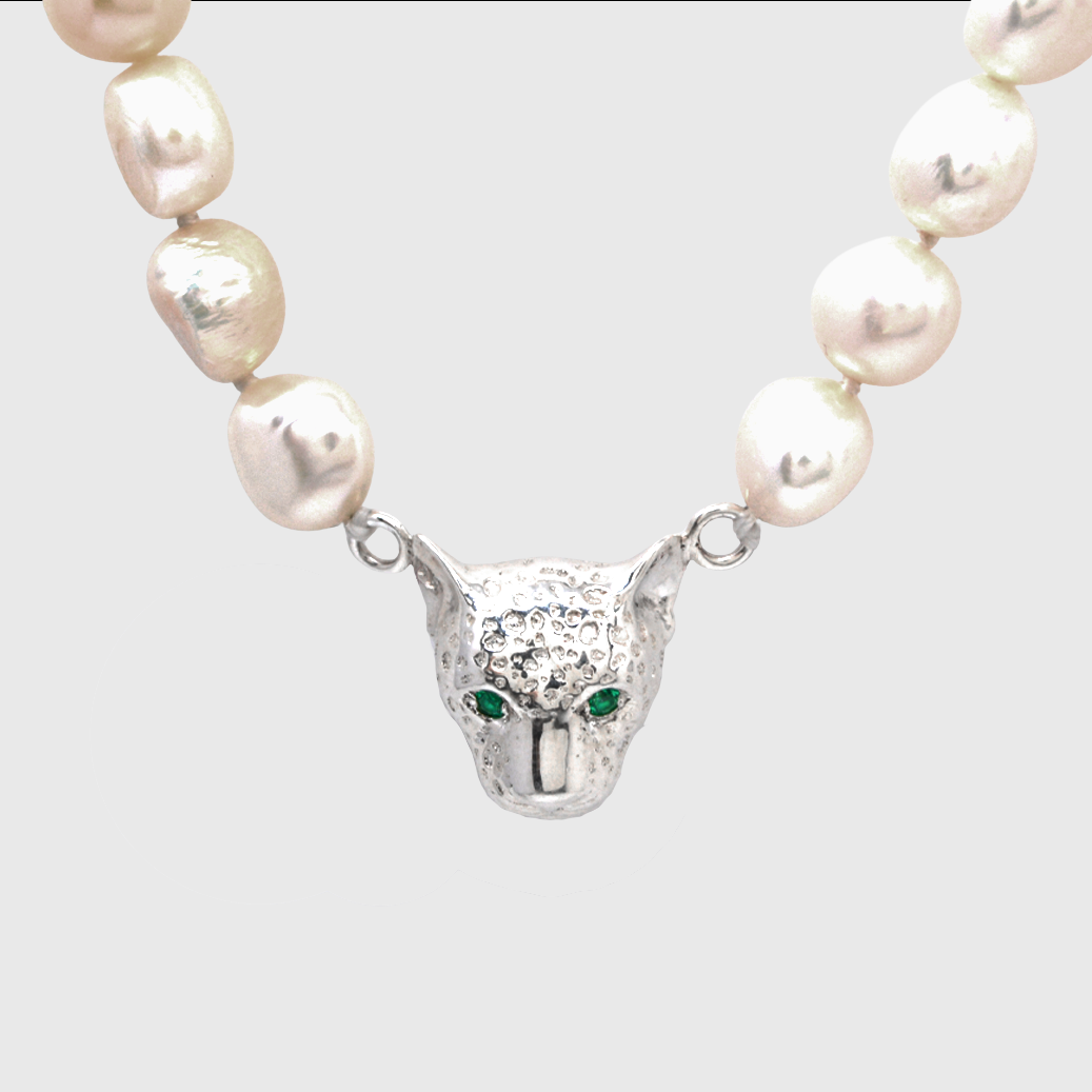 Mama Ingwe Pearly Necklace