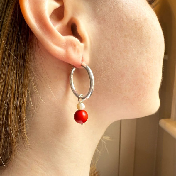 Coral Kiss Hoop Charm