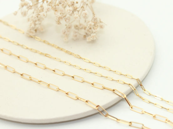 9ct Gold 2mm Wide Hollow Rope Chain - 16in - R9215 - F. Hinds 9ct Gold 2mm Wide Hollow Rope Chain - 16in - R9215 - F. Hinds