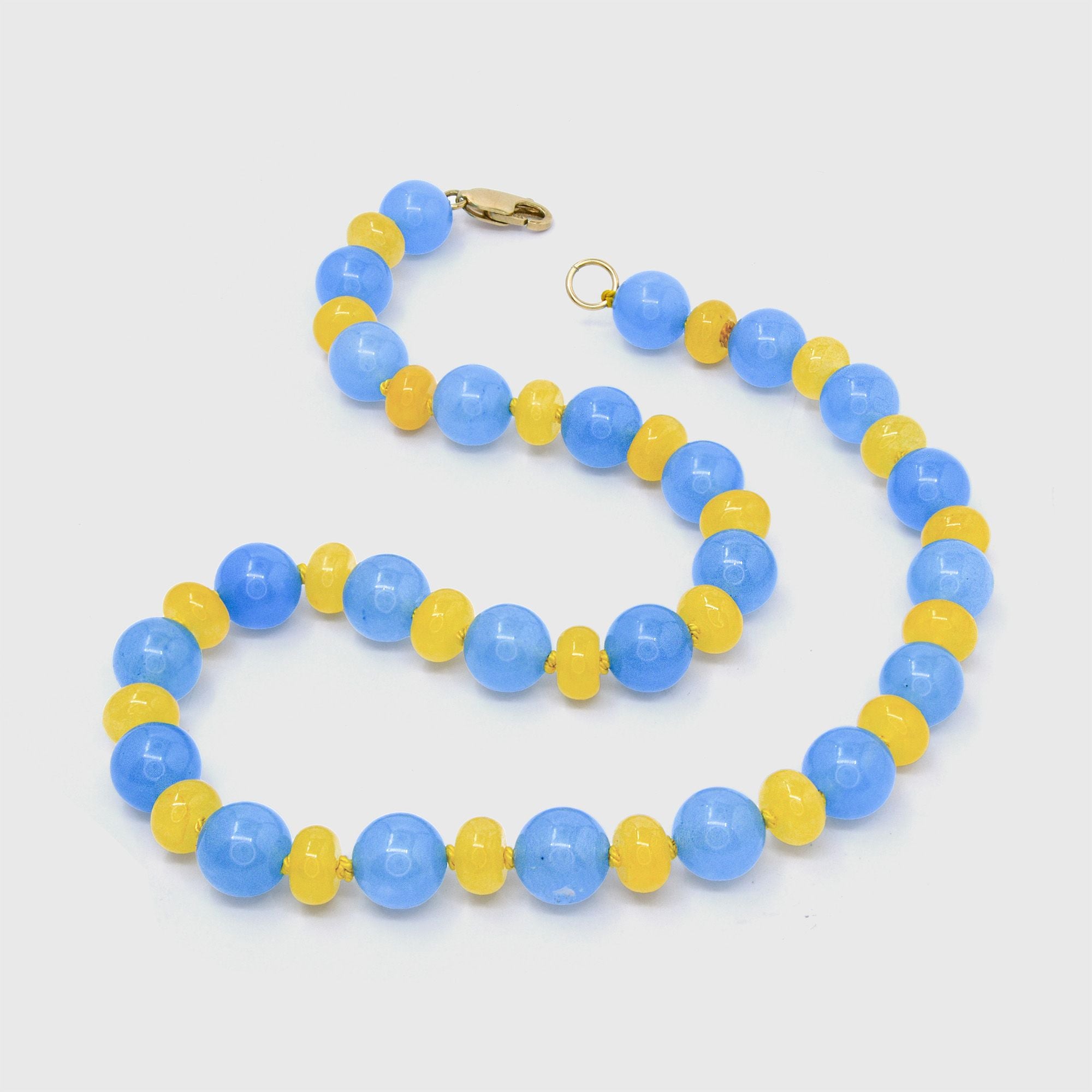 Jade & Agate Granny Bead Necklace, alternating sky-blue jade and butter-yellow agate beads with a gold clasp